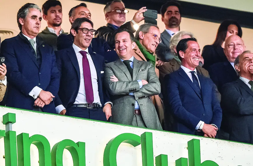 Rui Costa acusa Sporting  que está a ser beneficiado