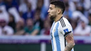 Otamendi chega tarde e complica Benfica para a Taça
