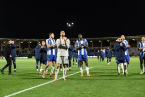 FC Porto transforma queda em combustível para o clássico