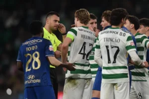 Sporting prejudicado? Arbitragem em Alvalade deixa adeptos em revolta