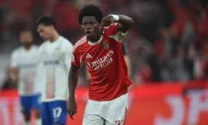 Anísio Cabral renova até 2031 e deixa elogios a Mourinho