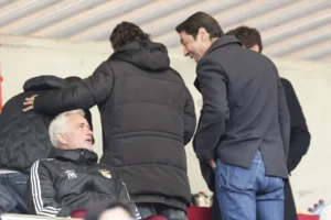 Benfica B brilha com goleada e Mourinho fica rendido: jovens deixam mensagem forte