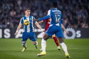 Pietuszewski, o ‘Quaresma polaco’, revela segredos do FC Porto e sonha com a seleção